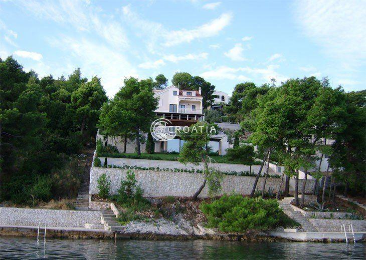 Luxury villa on Čiovo island