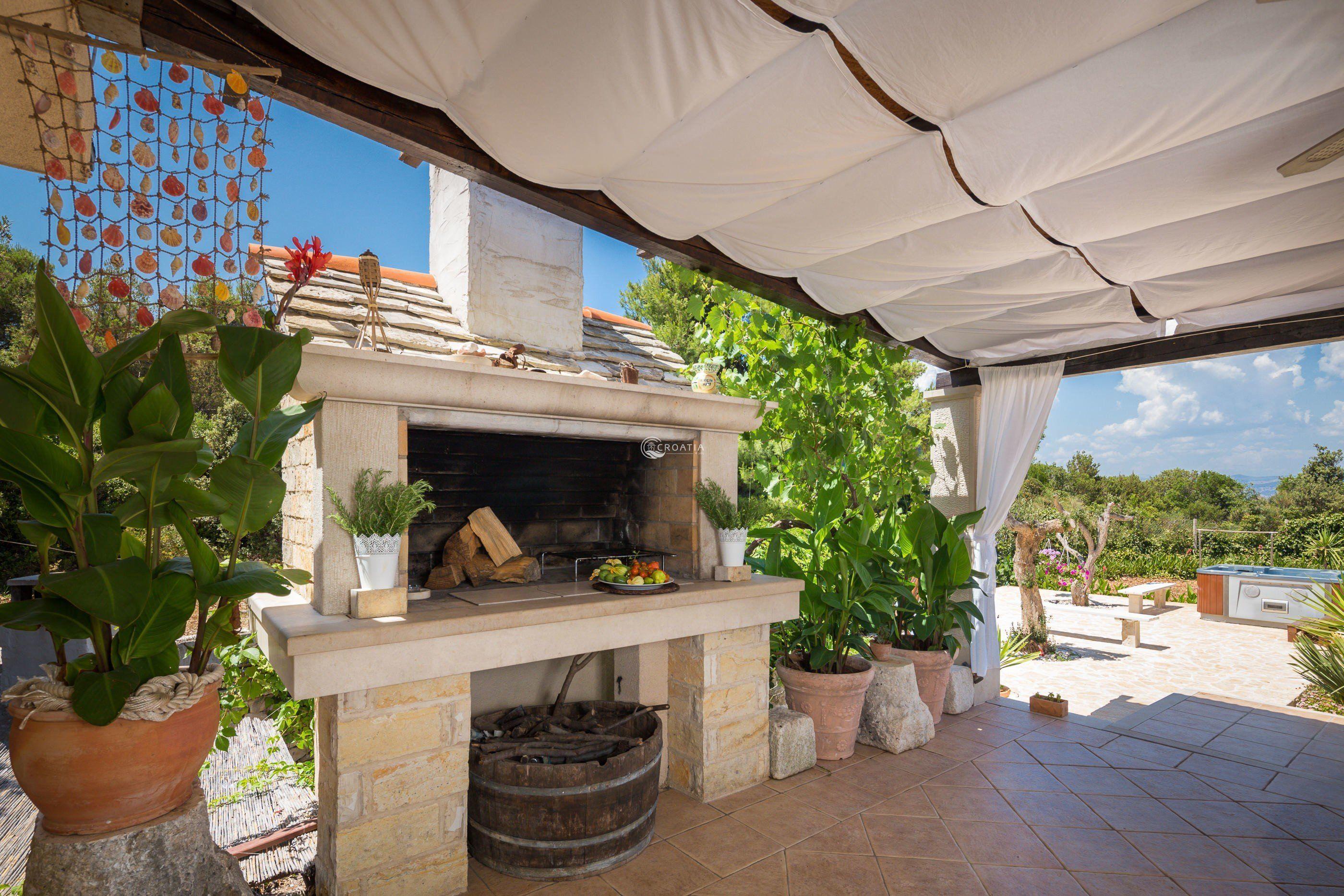 Beach Villa in Supetar, Brač island