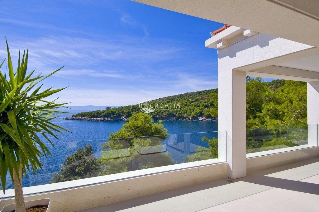 Luxury villa for rent on Island Brac