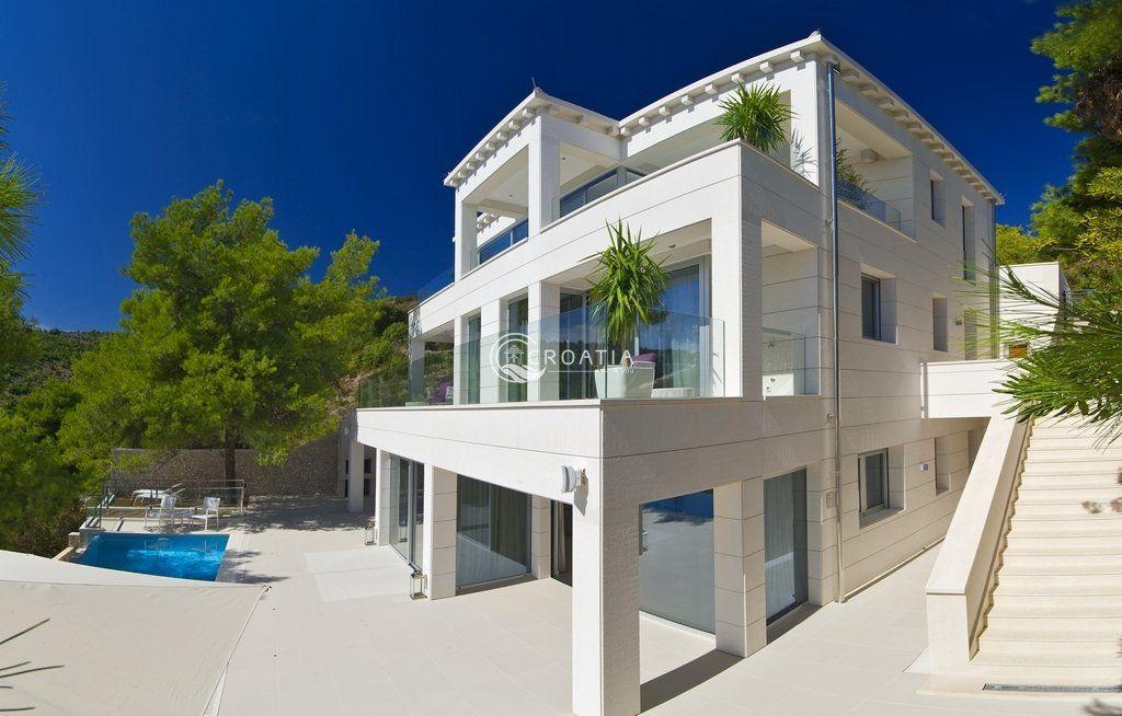 Luxury villa for rent on Island Brac