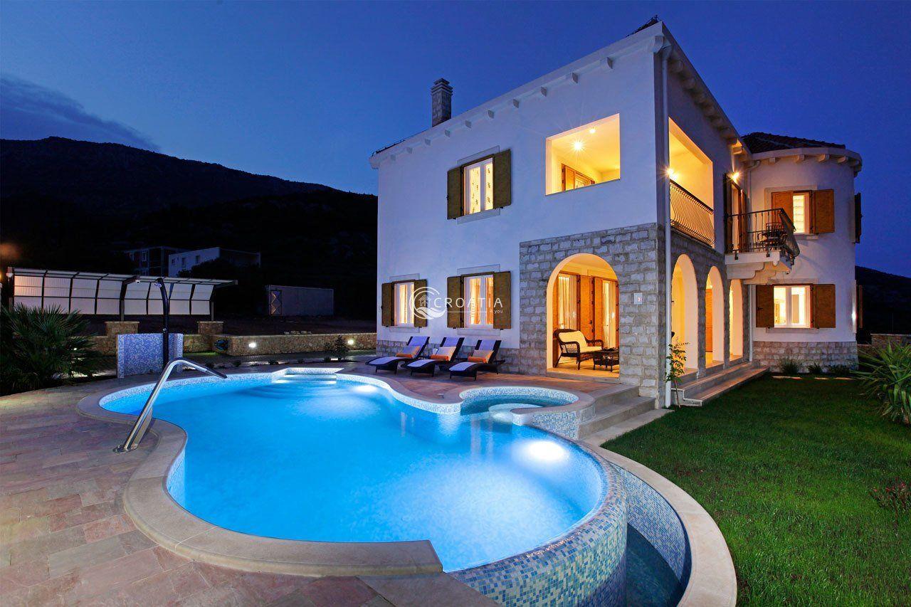 Beautiful Villa in Bol, Brač island