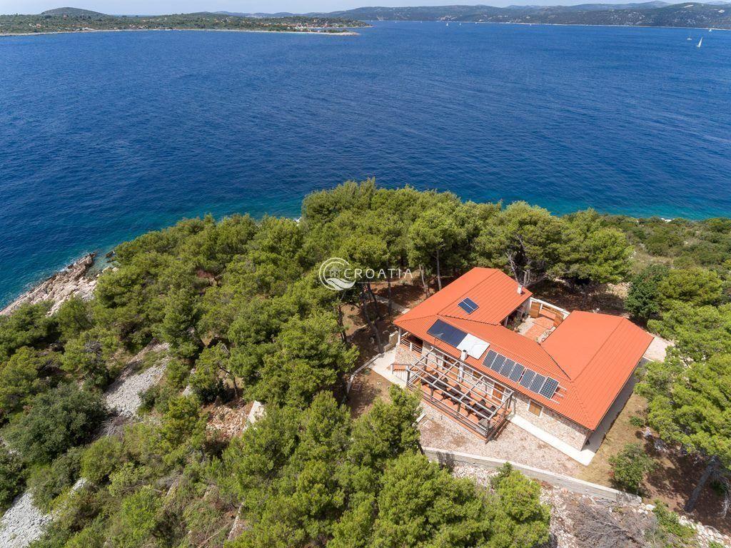 Luxury Villa with beach on the Drvenik Veliki Island