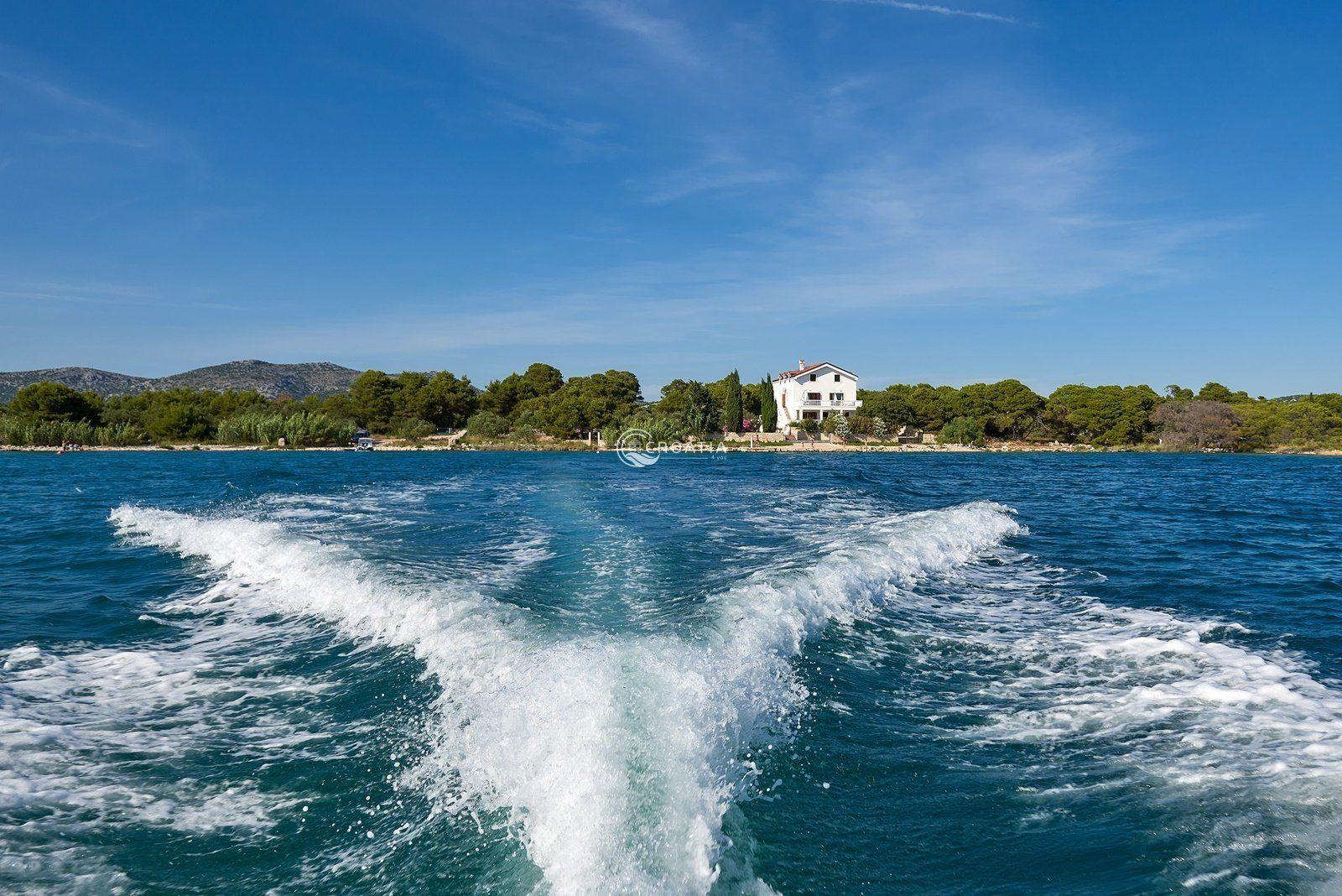 Stunning Villa on the beach in Pirovac