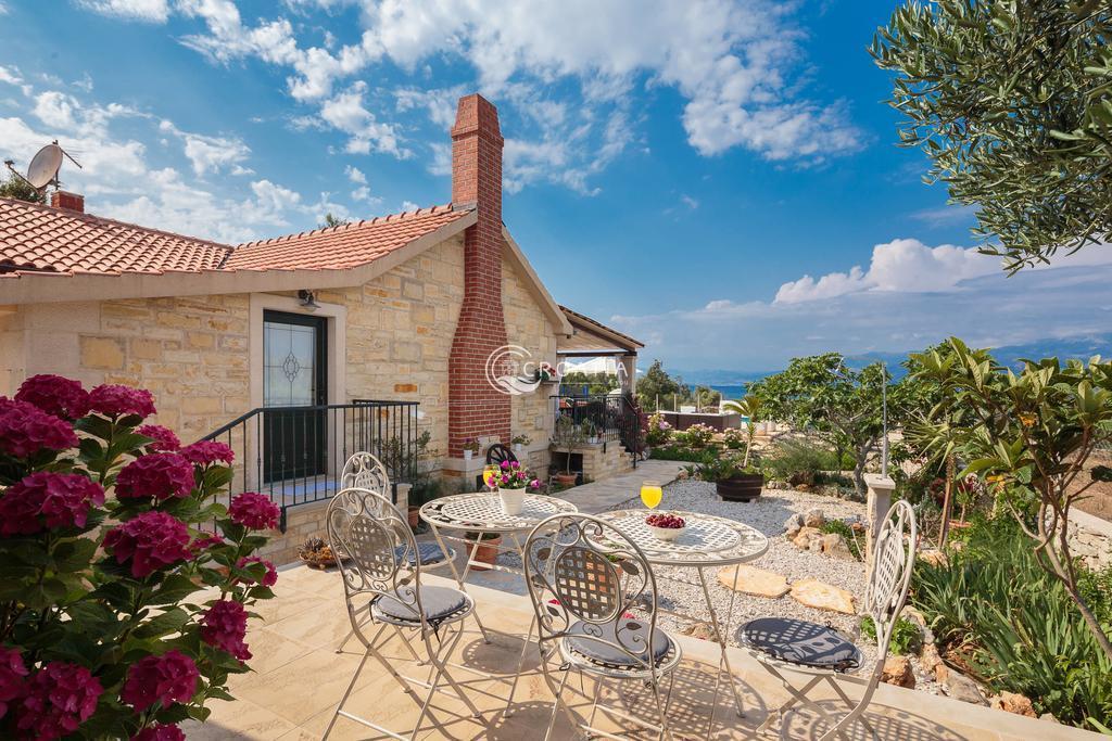 Beach Villa in Supetar, Brač island