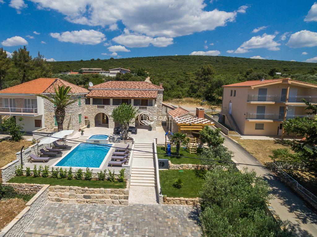 Beautiful stone Villa in Sukošan near Zadar
