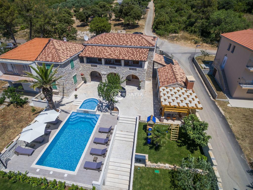 Beautiful stone Villa in Sukošan near Zadar