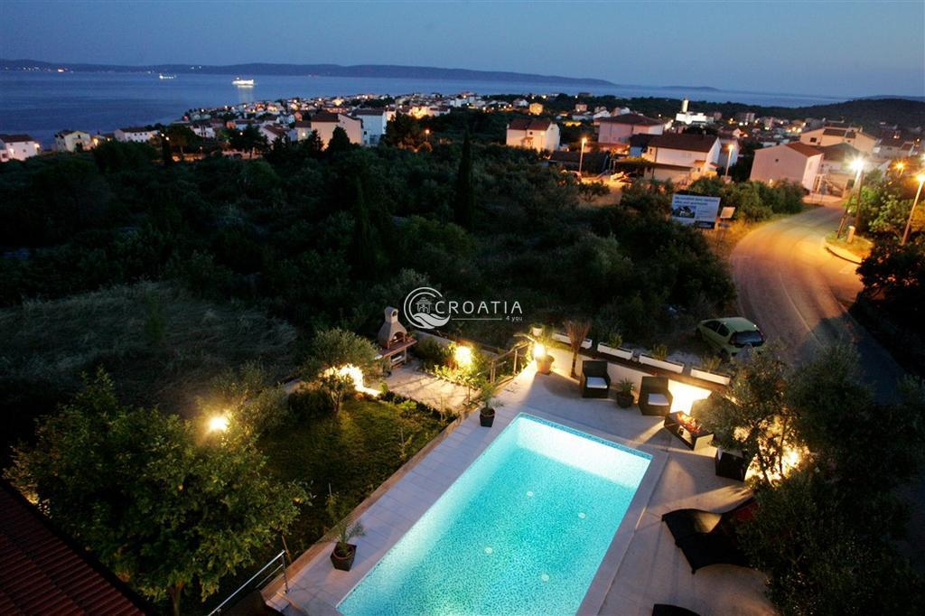 Villa for sale on island of Ciovo