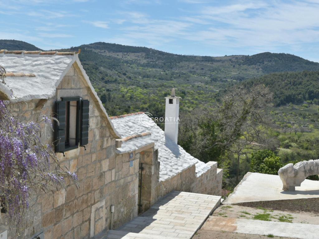 Unique cultural heritage stone villa on the island of Brač 