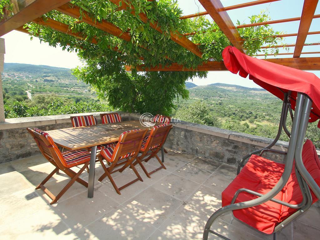 Unique cultural heritage stone villa on the island of Brač 