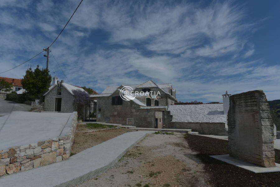 Unique cultural heritage stone villa on the island of Brač 