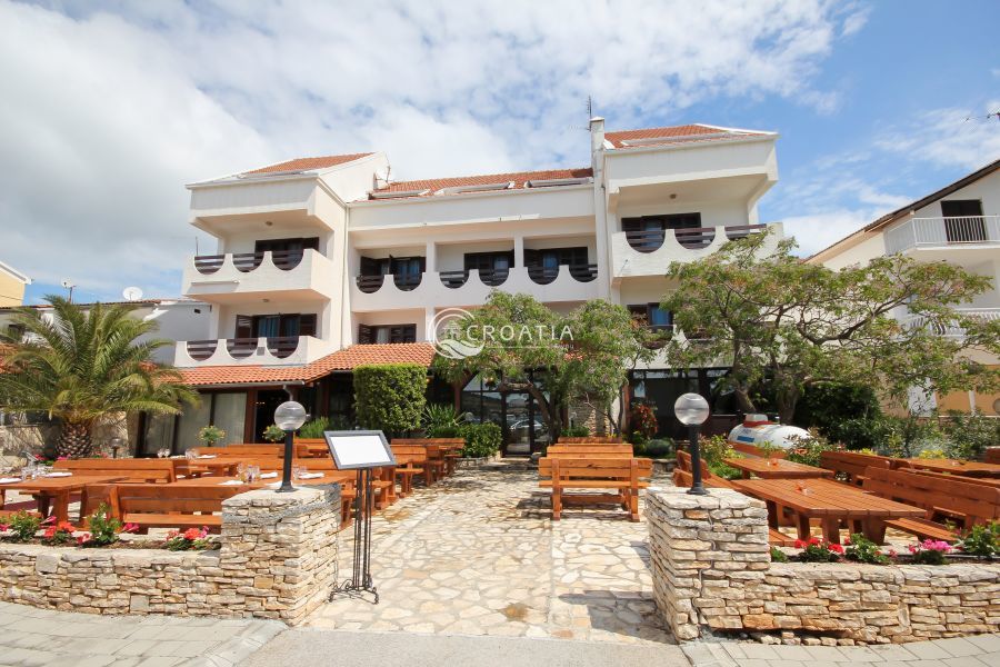 Hotel for sale in Tisno near Sibenik