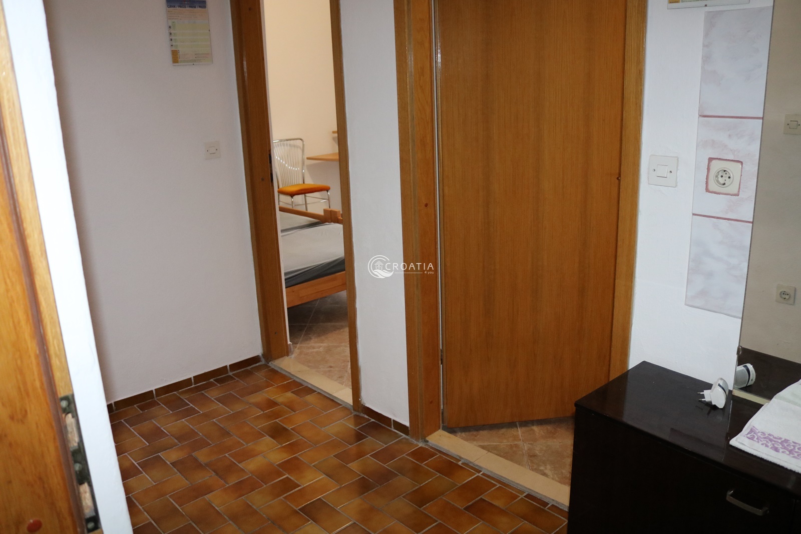 Kuća s apartmanima u Makarskoj