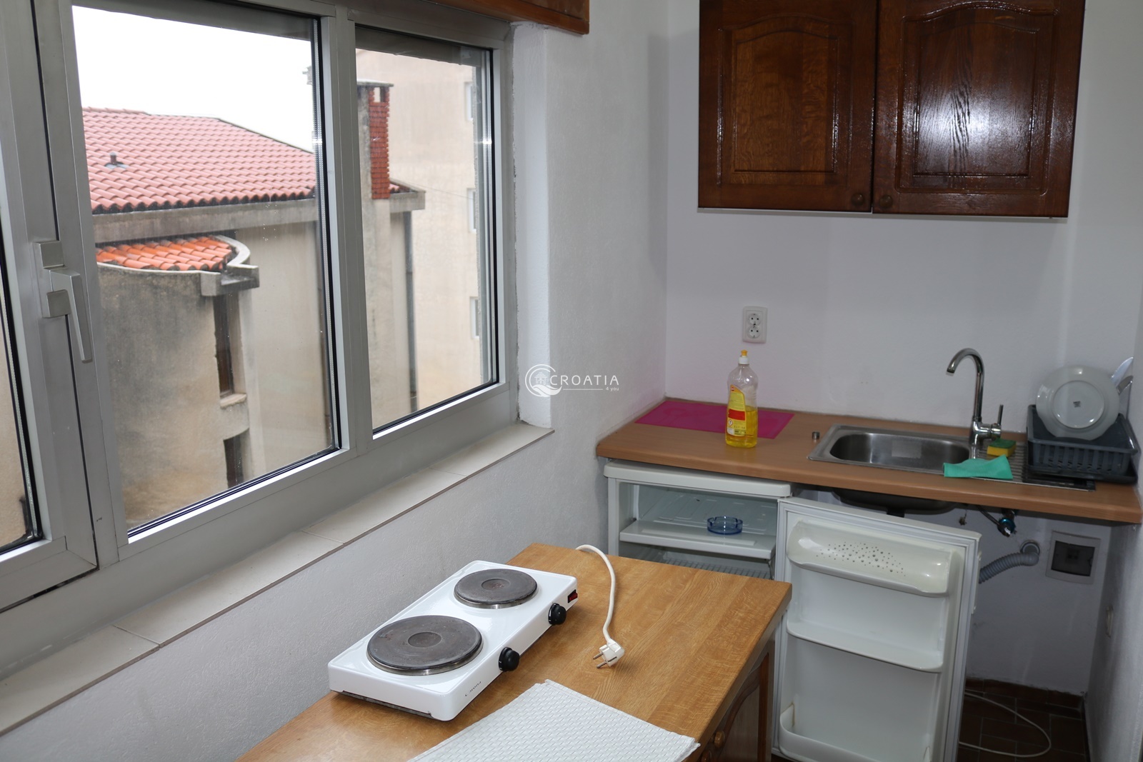 House with apartments in Makarska