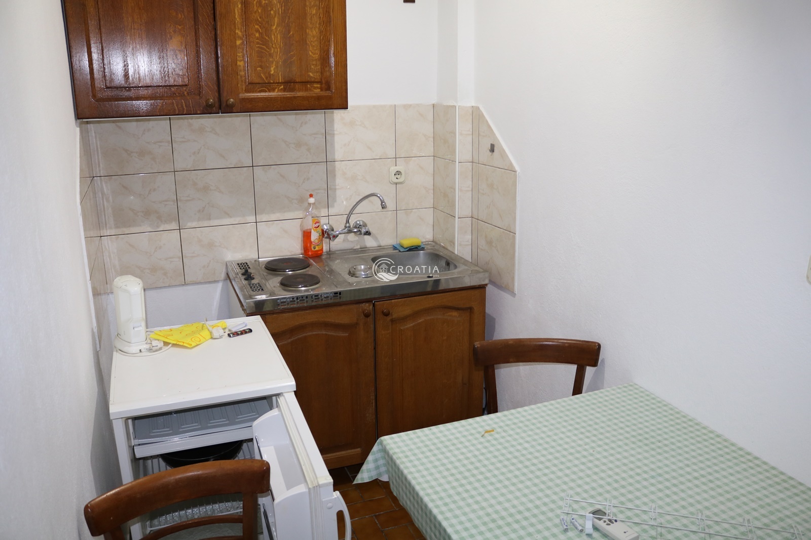 Kuća s apartmanima u Makarskoj