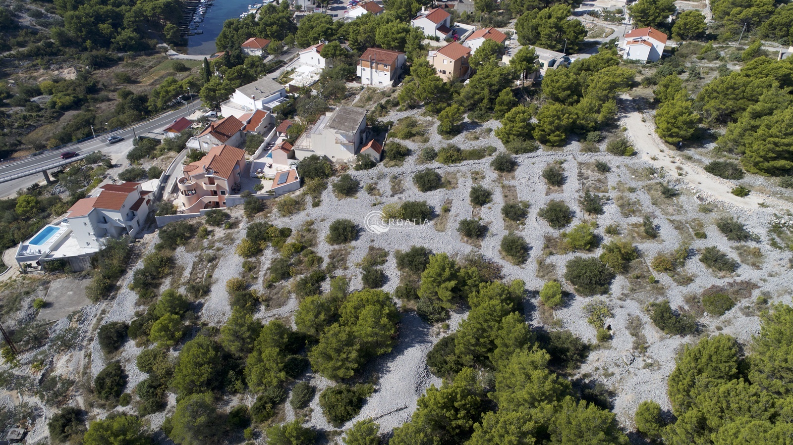 Građevinsko zemljište u Primoštenu na prodaju