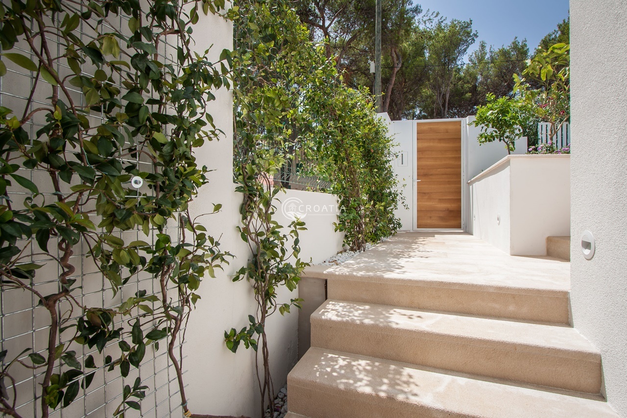 Luxury first line Villa on island Brač