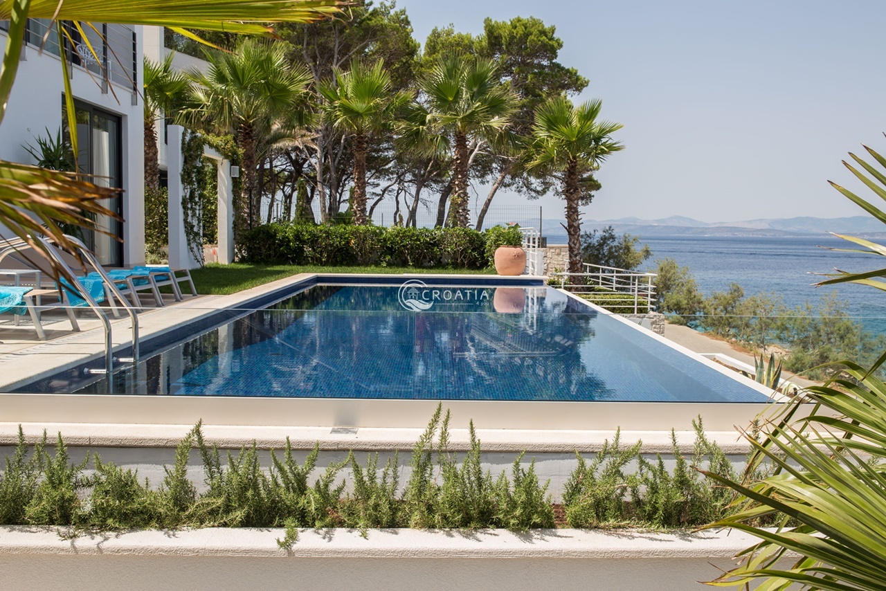 Luxury first line Villa on island Brač