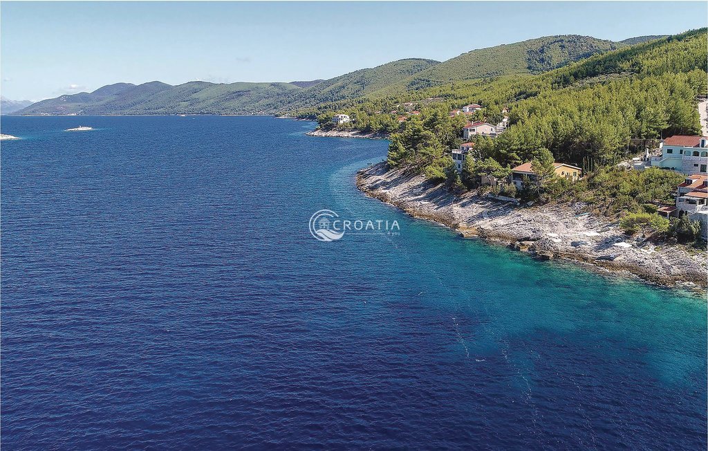 Stone holiday house with land on island Korcula