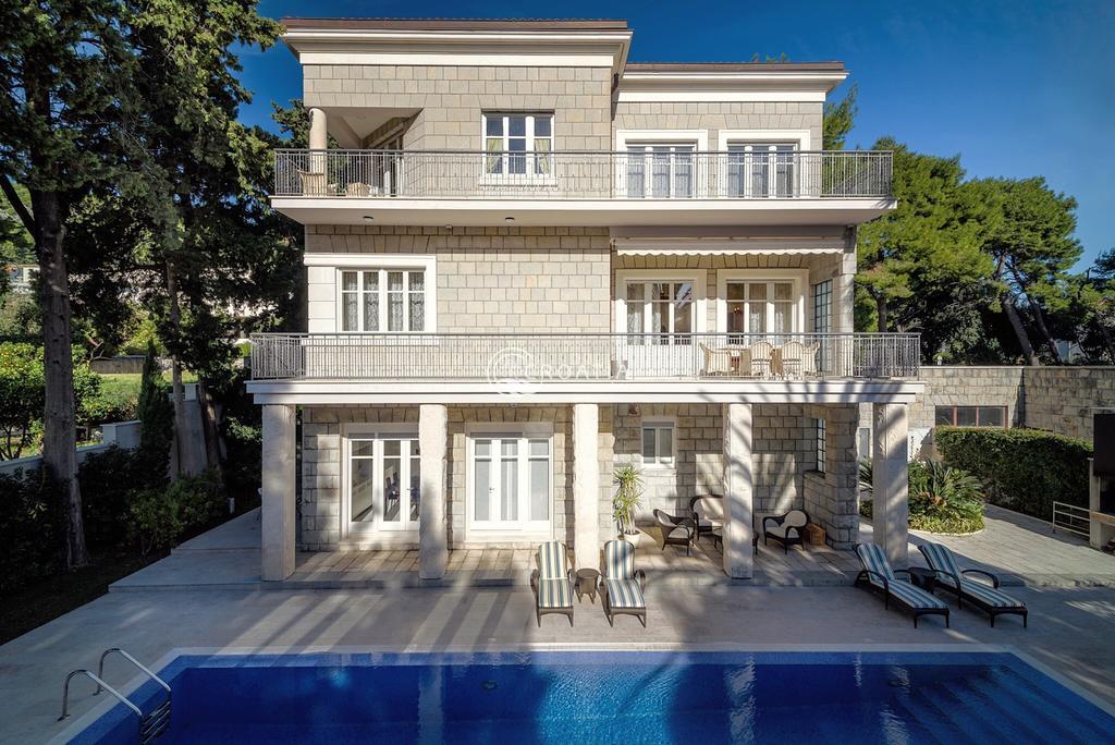 Luxury Villa for rent in Split