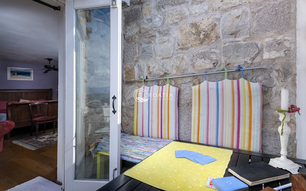 Completely renovated old stone holiday homes on the island of Hvar