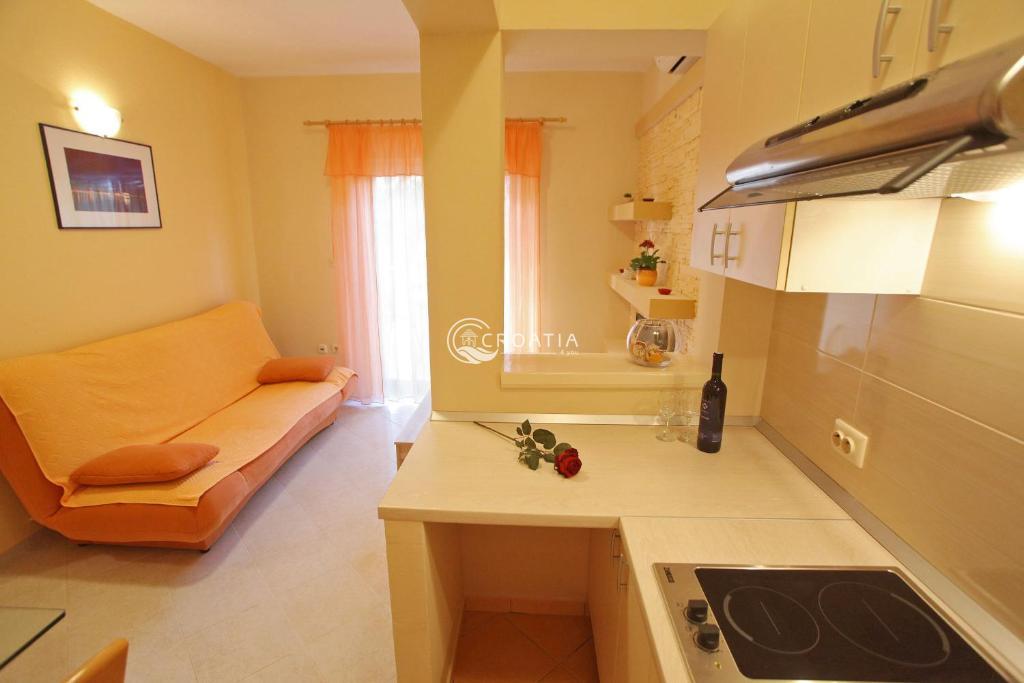 Apartmanska kuća u blizini Zadra