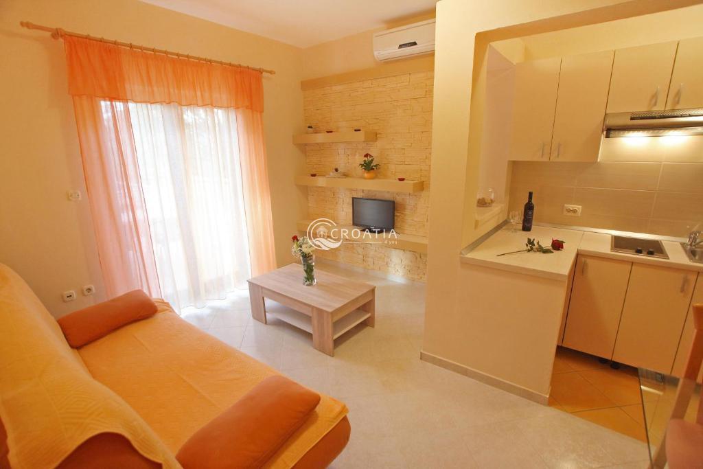 Apartmanska kuća u blizini Zadra