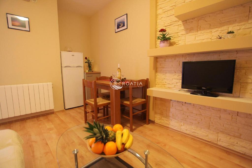 Apartmanska kuća u blizini Zadra