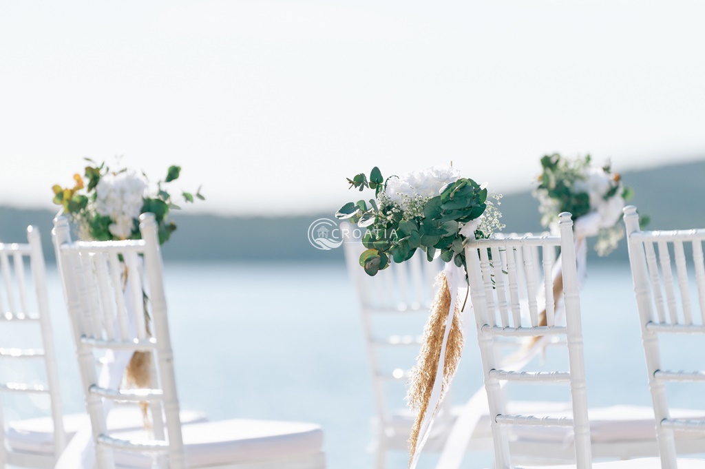 Beach wedding in Croatia